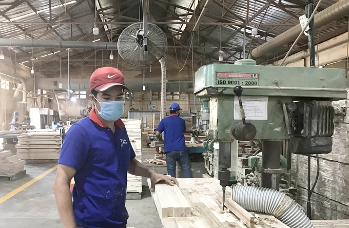 Furniture production for export in a factory in Binh Duong province. Photo: Son Trang.