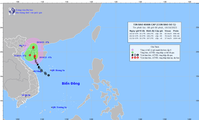 Theo dự báo của Trung tâm Dự báo khí tượng thủy văn quốc gia, đến sáng ngày 21/10 bão số 5 sẽ suy yếu thành vùng áp thấp trên biển. Ảnh: TTDBKTTVQG.