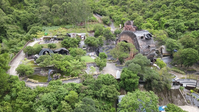 Da Lat Star Company invested in building a tourist destination called 'House 102', an ideal check-in point for tourists from all over. Photo: Nhat Quang.