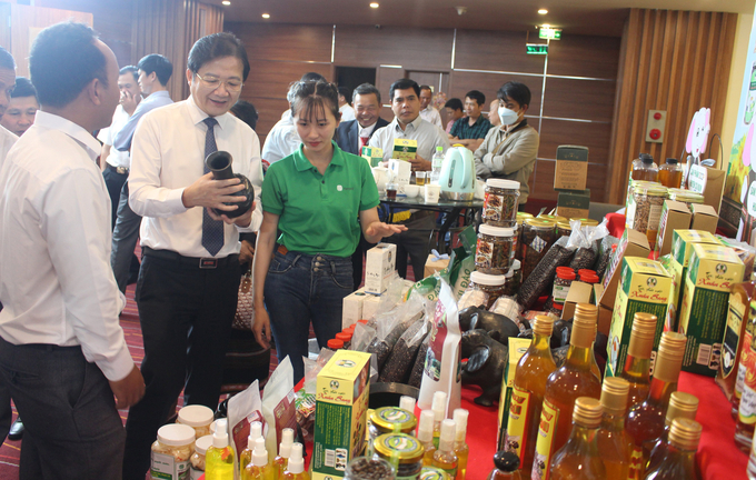 Các sản phẩm OCOP đã giúp nâng tầm giá trị nông sản tỉnh Đắk Lắk. Ảnh: Quang Yên.