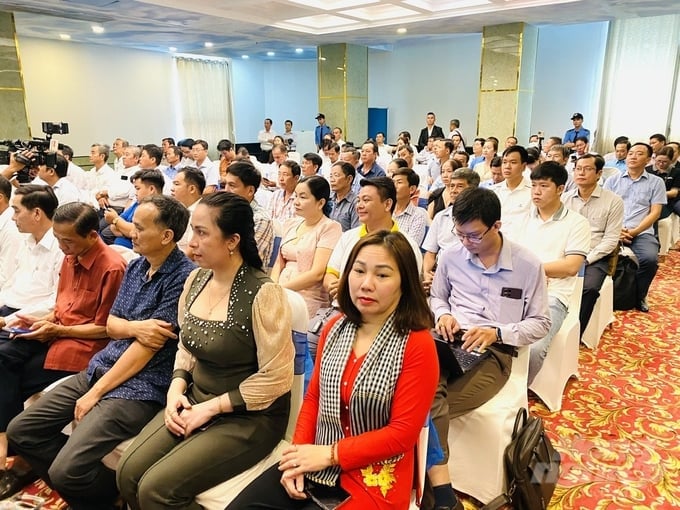The Farmers' Network platform aims to establish connections between farmers and experts, thereby enabling them to plan and forecast productivity, yield, and access credit sources. Photo: Le Hoang Vu.