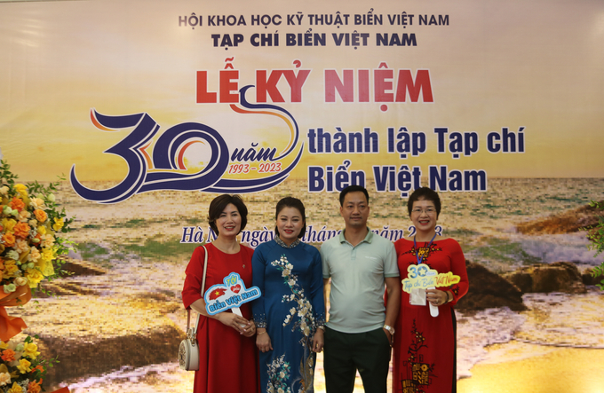 Lễ kỷ niệm 30 năm thành lập Tạp chí Biển Việt Nam diễn ra ngày 23/10 tại Hà Nội. Ảnh: HT.
