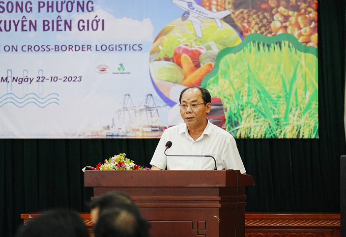 Ông Lê Viết Bình, Phó Chánh văn phòng phía Nam, Bộ NN-PTNT phát biểu khai mạc hội nghị. Ảnh: Hồng Thủy.