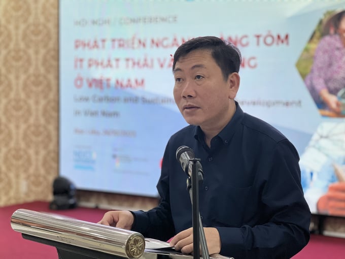 Mr. Nguyen Do Anh Tuan, Head of the International Cooperation Department under the Ministry of Agriculture and Rural Development, giving a speech at the conference. Photo: Trong Linh.