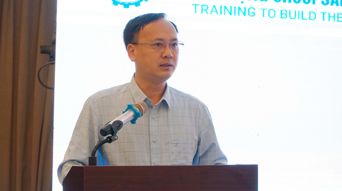 Mr. Phan Quang Minh, Deputy Director of the Department of Animal Health. Photo: Le Binh.