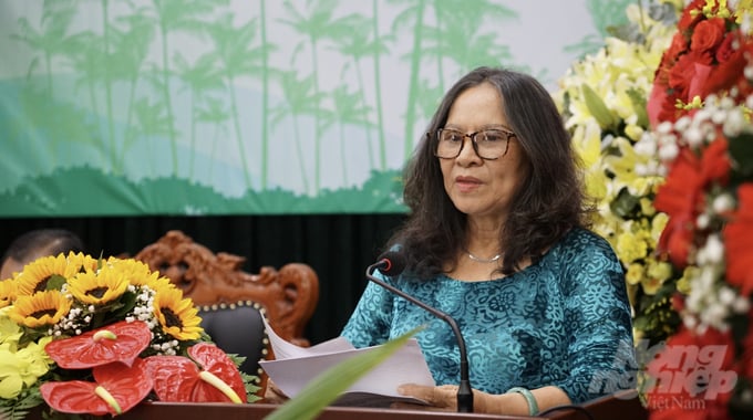 Ms. Nguyen Thi Kim Thanh was re-elected as President of the Vietnam Coconut Association. Photo: Nguyen Thuy.