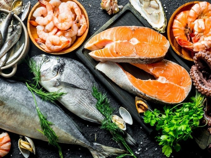 Cá chứa nhiều chất béo omega-3, giữ cho hệ thống miễn dịch ở trạng thái tốt. Ảnh minh họa.