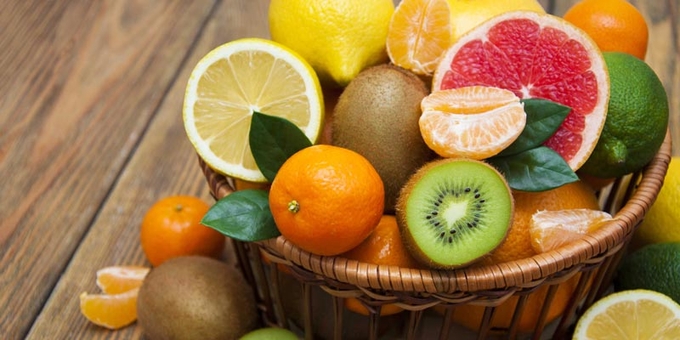 Trái cây có múi bổ sung vitamin C giúp tăng cường miễn dịch. Ảnh minh họa.