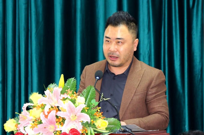 Ông Leo Gao, Chủ tịch Protus Group, chia sẻ với các doanh nghiệp Lâm Đồng. Ảnh: Quang Yên.
