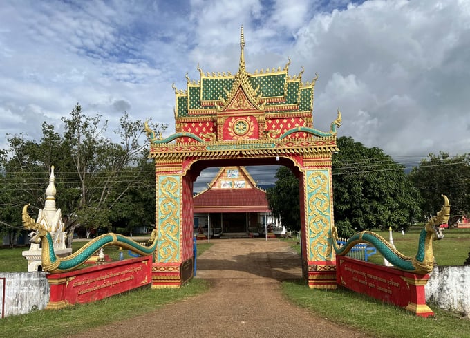 A pagoda built by Viet Lao Rubber in Champasak province, Laos. Photo: Thanh Son.
