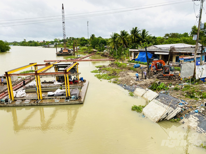 Lack of alluvium is one of the main causes of increasingly serious landslides. Photo: Le Hoang Vu.