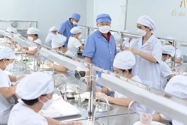 Avanest Vietnam Nutrition Company Limited (Tax code: 0901101740) has been approved to export two registered products, which are clean swift nests and pre-processed swift nests, to China starting from October 20, 2023.