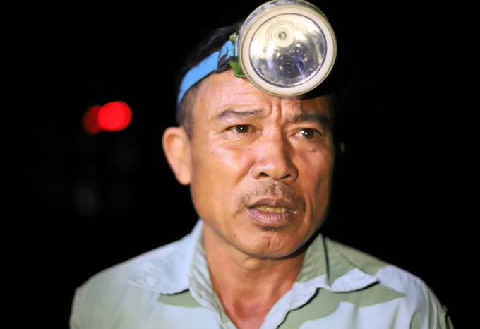 Ông Nguyễn Văn Hiển là người dân đầu tiên ở TP Hà Tĩnh 'hái tiền' từ ruộng hoang nhờ chuyển đổi sang mô hình sản xuất lúa rươi. Ảnh: Hưng Phúc.