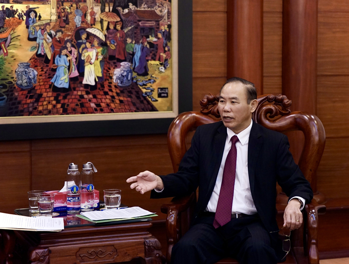Deputy Minister Phung Duc Tien hopes that Irish Ambassador to Vietnam Deirdre Ní Fhallúin can become a bridge to promote bilateral cooperation between the two countries.