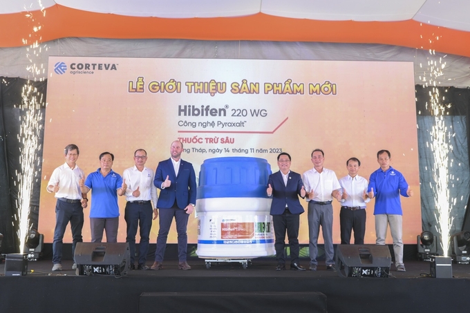Thuốc trừ sâu rầy Hibifen 220WG của Corteva chính thức ra mắt nông dân Việt Nam.