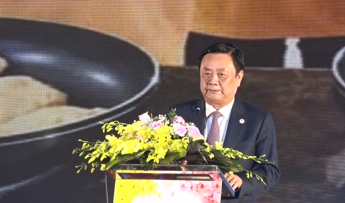 Bộ trưởng Bộ NN-PTNT Lê Minh Hoan phát biểu tại hội thảo. Ảnh: Nguyễn Thành.