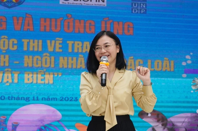 Ms. Nguyen Thi Thu Hoai, Principal of Sao Anh Duong Maple Bear Canada Primary & Secondary School - Tay Ho (Hanoi) shared: 'I hope that the Program will be spread throughout all schools in the country.' Photo: Hong Tham.