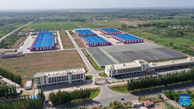 Một khu công nghiệp mận được xây dựng với sự hỗ trợ của tỉnh Quảng Đông phía nam Trung Quốc tại Payzawat. Ảnh: Tân Hoa Xã. 