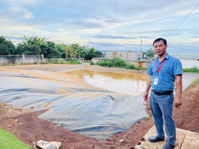 Nước thải của Công ty được xử lý bằng bể biogas để hạn chế mùi hôi ảnh hưởng môi trường. Ảnh: Cường Nguyễn