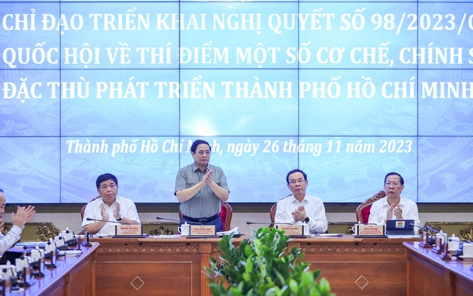 Thủ tướng Phạm Minh Chính chủ trì Hội nghị đầu tiên Ban chỉ đạo triển khai Nghị quyết 98. Ảnh: VGP.