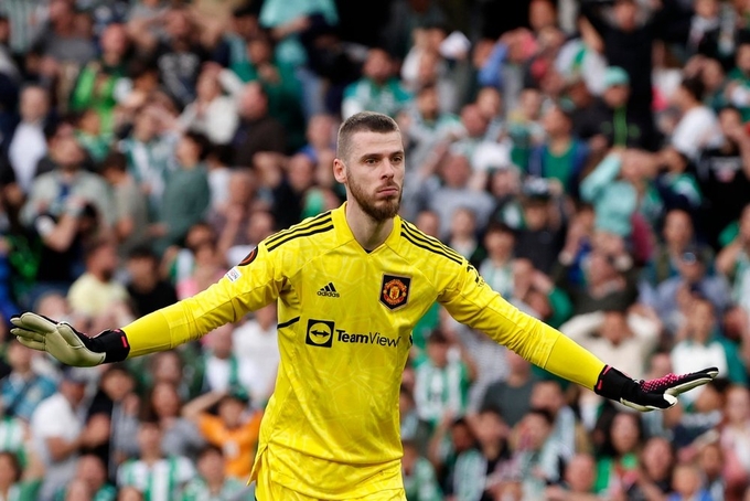 David De Gea gia nhập Al Ettifag của Steven Gerrard?