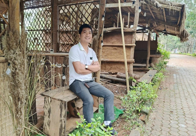Tác giả trẻ Nguyễn Đức Hưng.