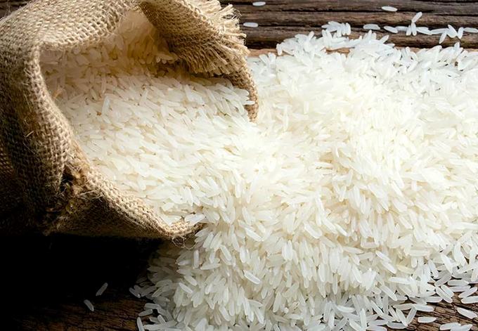 Vietnam's rice exports exceeded the 4 billion USD mark for the first time.