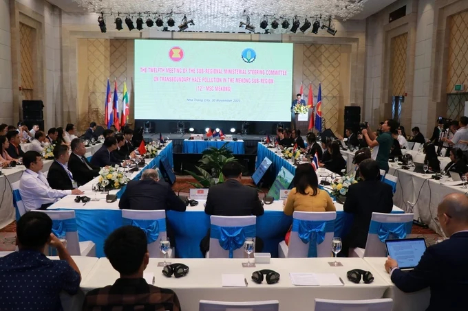 Countries in the Mekong sub-region discussed and made important decisions on haze pollution management and control, towards a haze-free ASEAN. Photo: PC.