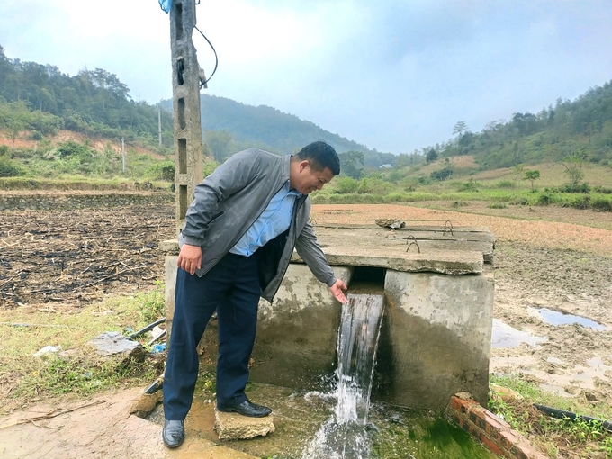 Công trình thủy lợi nhỏ giúp nhiều diện tích đất ở xã Cường Lợi có nước sản xuất. Ảnh: Ngọc Tú. 