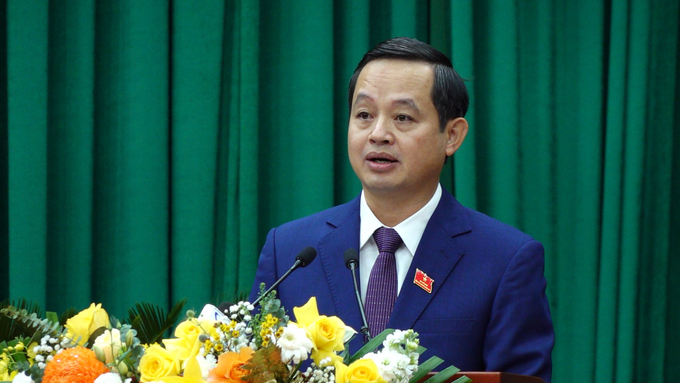 Chủ tịch HĐND tỉnh Thái Nguyên Phạm Hoàng Sơn cho biết, năm 2023, tốc độ tăng trưởng kinh tế tỉnh ước đạt 5,01%, thu ngân sách đang nỗ lực cố gắng để đạt mốc 20.000 tỷ đồng. Ảnh: Quang Linh.