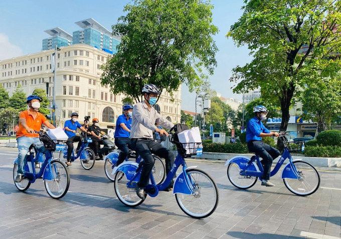 Người dân Thủ đô hưởng ứng dịch vụ xe đạp đô thị. 