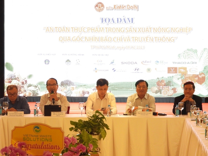 Ông Lê Văn Thiệt, Phó Cục trưởng Cục Bảo vệ thực vật (Bộ NN-PTNT) chia sẻ tại buổi tọa đàm 'An toàn thực phẩm trong sản xuất nông nghiệp qua góc nhìn báo chí và truyền thông'.