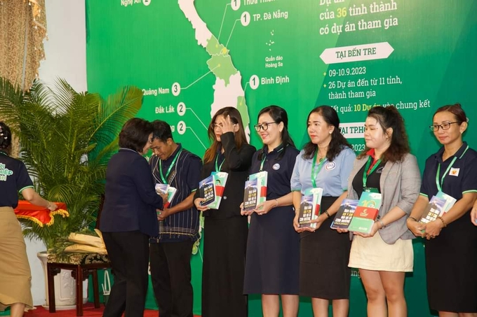 Ms. Nguyen Thi Cam Nhung participated in the 'Green Startup' contest recently held in Ho Chi Minh City and reached the final round. Photo: Ho Thao.