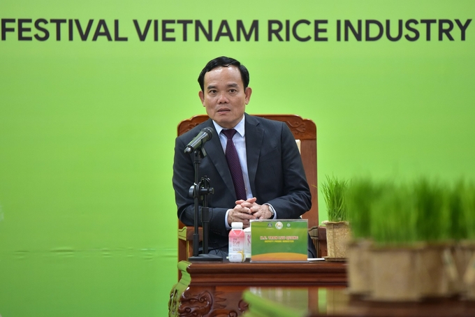 Phó Thủ tướng Trần Lưu Quang: Hạt gạo Việt Nam góp phần quan trọng bảo đảm an ninh lương thực quốc gia và hiện vẫn giữ vững vị trí là một trong những nước xuất khẩu gạo hàng đầu thế giới. Ảnh: Tùng Đinh.