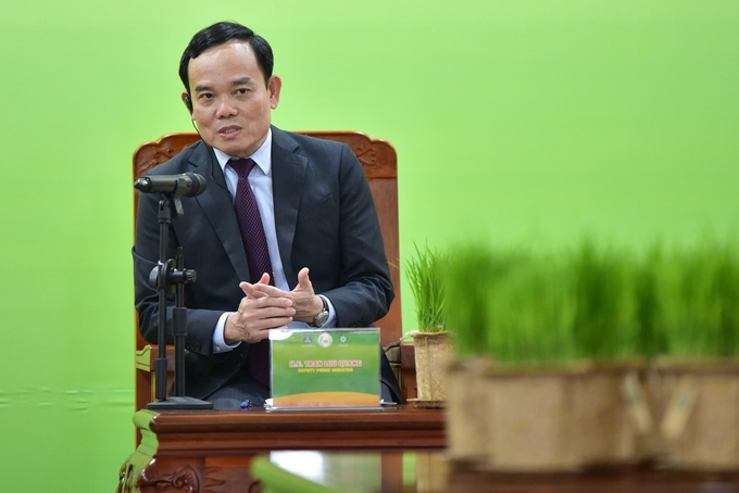 Phó Thủ tướng Trần Lưu Quang nhấn mạnh: Mục tiêu lớn nhất của Đề án là  nâng cao đời sống người nông dân. Ảnh: Tùng Đinh.
