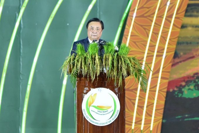 Bộ trưởng Lê Minh Hoan phát biểu tại lễ khai mạc Festival Quốc tế ngành hàng Lúa gạo Việt Nam - Hậu Giang 2023.