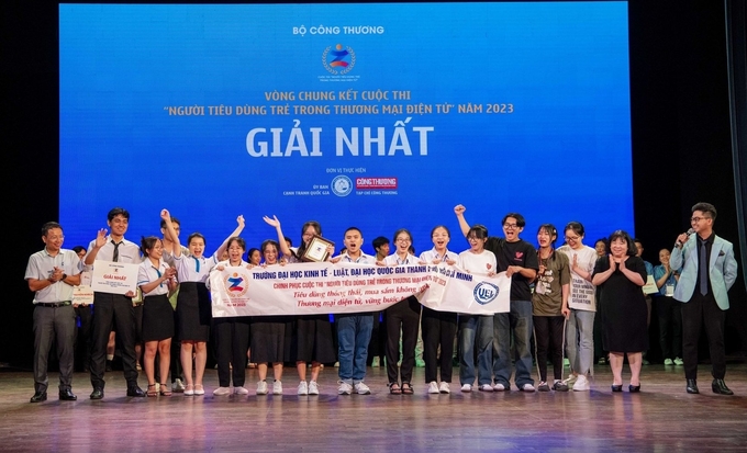 Trường Đại học Kinh tế - Luật, Đại học Quốc gia TP.HCM xuất sắc giành giải Nhất. 