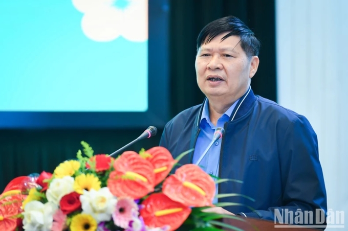Phó Chủ tịch Tổng Liên đoàn Lao động Việt Nam Phan Văn Anh phát biểu.