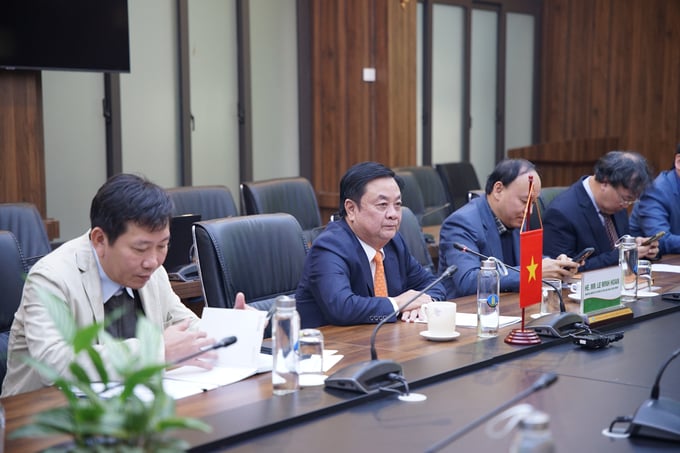 Bộ trưởng Lê Minh Hoan đánh giá cao quan hệ kinh tế và thương mại giữa Việt Nam và Pháp. 