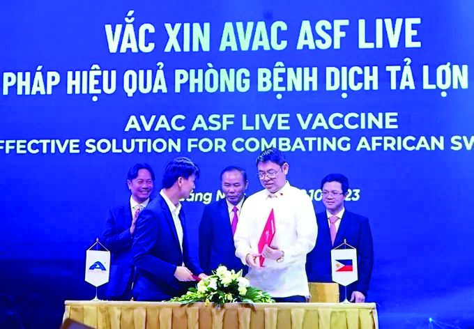 Lễ ký kết xuất khẩu vacxin Dịch tả lợn Châu Phi tại Quảng Ninh.