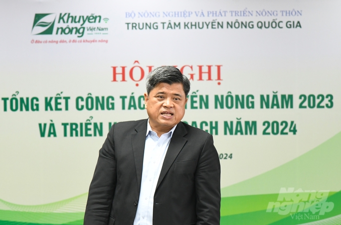 Thứ trưởng Bộ NN-PTNT Trần Thanh Nam yêu cầu Trung tâm Khuyến nông Quốc gia củng cố, hoàn thiện, mở rộng phạm vi hoạt động của tổ khuyến nông cộng đồng. Ảnh: Trung Quân.