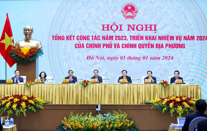 Thủ tướng Chính phủ Phạm Minh Chính cùng các đồng chí lãnh đạo Đảng, Nhà nước tham dự Hội nghị. Ảnh: VGP.