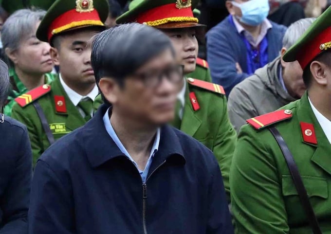 Đề nghị phạt ông Nguyễn Thanh Long, cựu Bộ trưởng Bộ Y tế từ 19-20 năm tù. Ảnh: TTXVN.