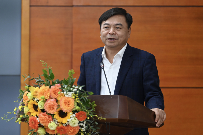 Thứ trưởng Nguyễn Hoàng Hiệp cho rằng mức lương bình quân 7 triệu đồng/tháng là thành công của toàn ngành NN-PTNT. Ảnh: Quỳnh Chi.