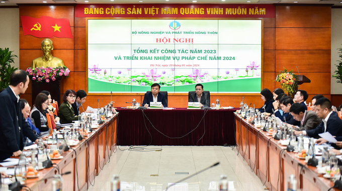 Hội nghị 'Tổng kết công tác năm 2023 và triển khai nhiệm vụ pháp chế năm 2024' chiều 10/1 tại Bộ NN-PTNT. Ảnh: Quỳnh Chi.