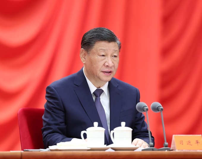 Chủ tịch Trung Quốc Tập Cận Bình phát biểu tại phiên họp toàn thể lần thứ ba của Ủy ban Kiểm tra Kỷ luật Trung ương hôm 8/1. Ảnh: Tân Hoa Xã.