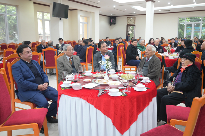 Chiều 25/1, Bộ NN-PTNT tổ chức gặp mặt, thăm hỏi và chúc Tết các nguyên lãnh đạo Bộ, đơn vị thuộc Bộ. Ảnh: Tùng Đinh.
