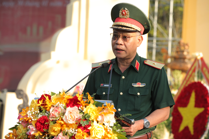 Theo Thiếu tướng Hoàng Đình Chung, nhiệm vụ bảo vệ chủ quyền an ninh biên giới sẽ không thể hoàn thành nếu không dựa vào sức mạnh của 'thế trận lòng dân', đó là ý nghĩa to lớn của chương trình 'Xuân Chiến sĩ' và Quân khu 7 đang tiếp tục duy trì, phát huy.