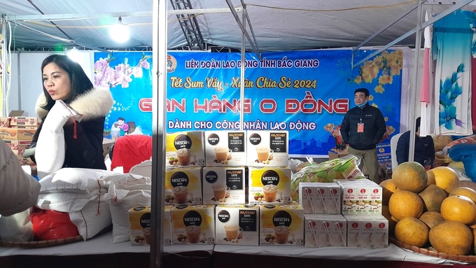 Các sản phẩm của Nestlé tại chương trình Gian hàng 0 đồng của Liên đoàn Lao động tỉnh Bắc Giang.
