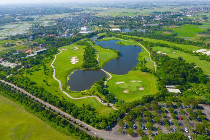 Xử phạt Sân Golf Minh Trí Hà Nội số tiền gần 350 triệu đồng.